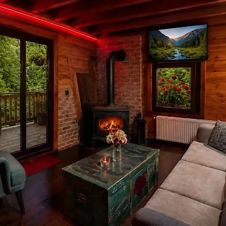 Hobbit Fairy-tale House With Private Pool Casa de Férias